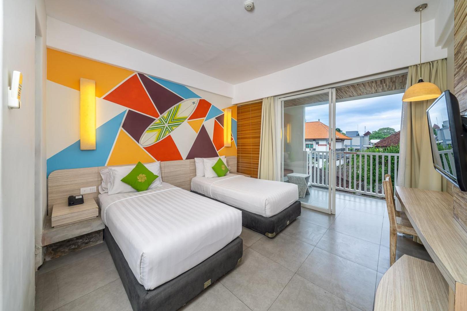 Bliss Surfer Hotel By Tritama Hospitality Legian Exterior foto