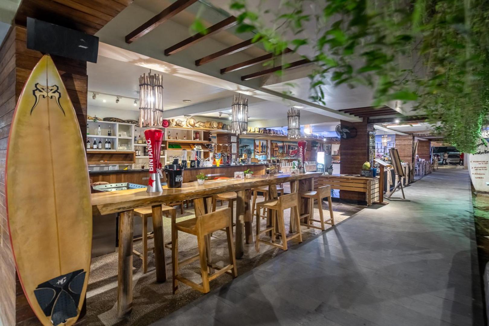 Bliss Surfer Hotel By Tritama Hospitality Legian Exterior foto