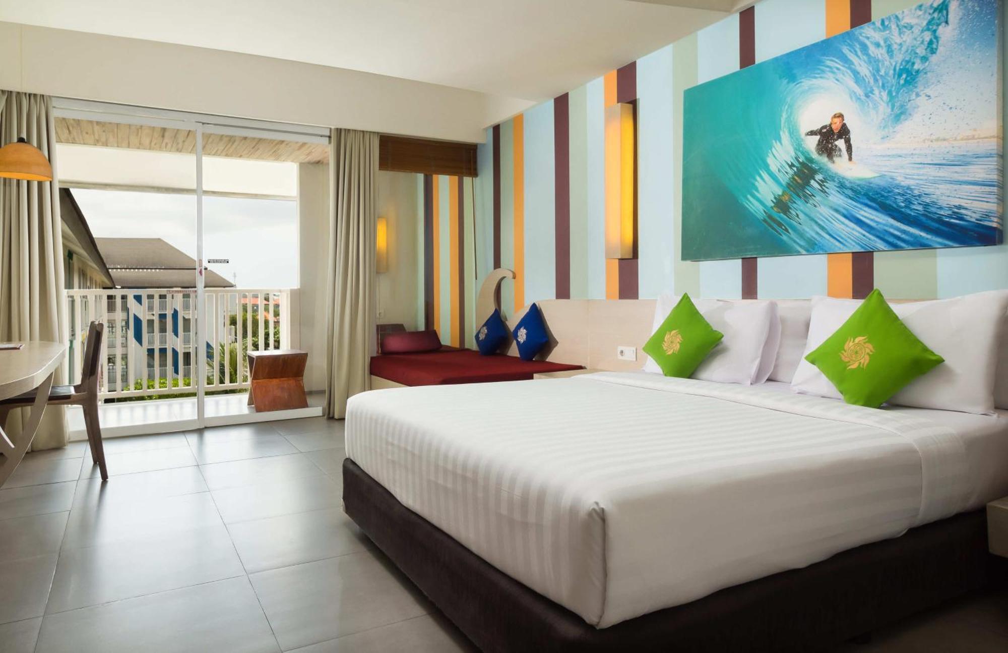 Bliss Surfer Hotel By Tritama Hospitality Legian Exterior foto