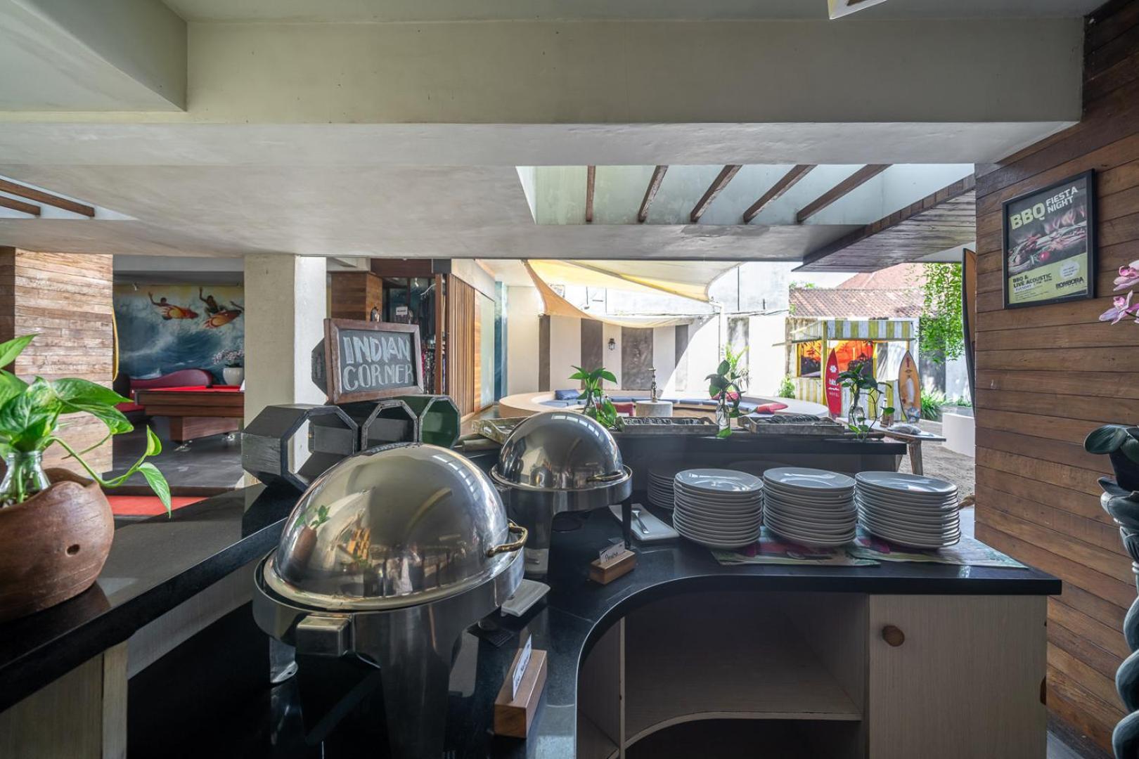 Bliss Surfer Hotel By Tritama Hospitality Legian Exterior foto